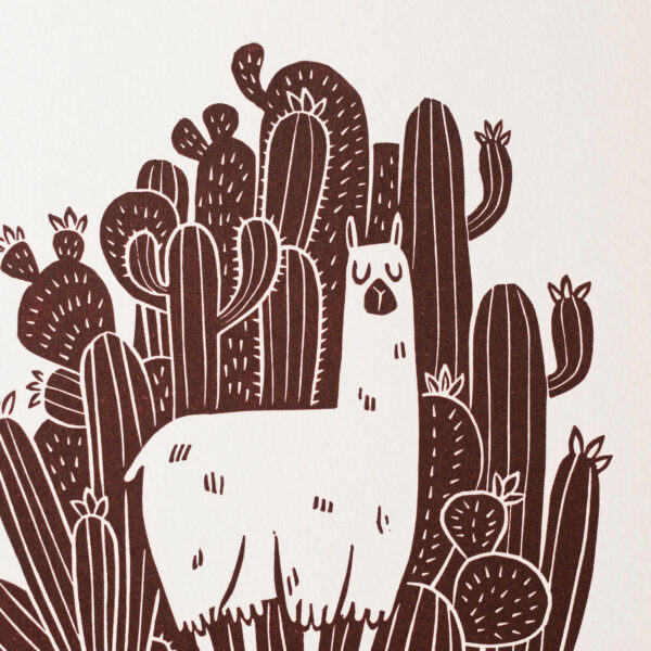 estampe linogravure représentant un lama et des cactus