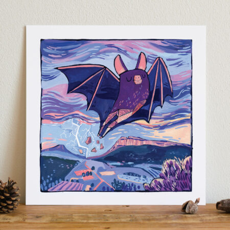 reproduction d'une peinture à la gouache posée sur une table, représentant une chauve-souris volant les yeux fermés au dessus des falaises du Pic Saint Loup et de l'Hortus, dans un décor d'orage, dans des tons rose et violet